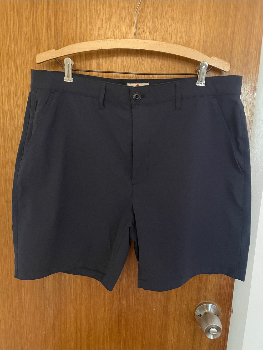 Marine Layer Hybrid Short 7” Navy, 36